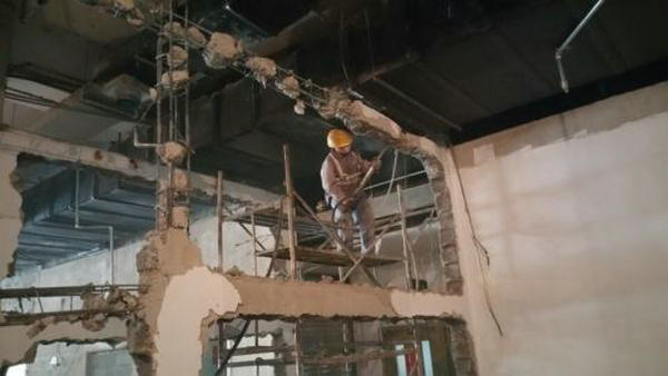 房屋装修墙体拆除 房屋装修墙体拆除